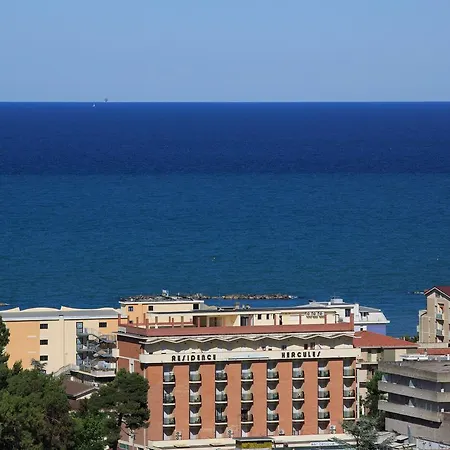 Aparthotel Hercules 3*