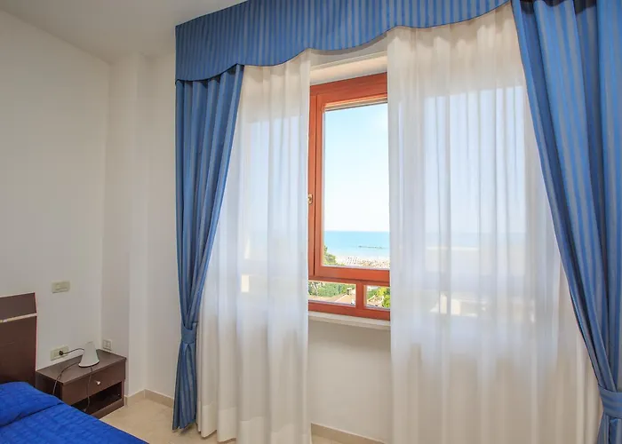 Hercules Aparthotel 3*